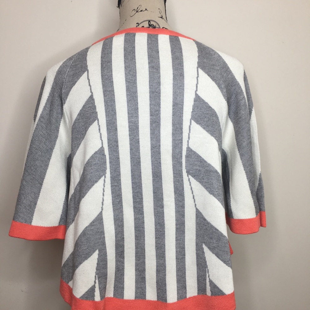 Kit and Ace sweater NWT